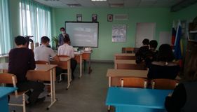 #Деньнеизвестногосолдата# Просмотр фильма "Неизвестный солдат".