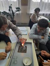 Урок химии в 8 классе по теме: "Горение. Строение пламени"